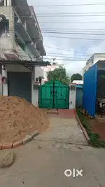 Independent house + 1 shutter