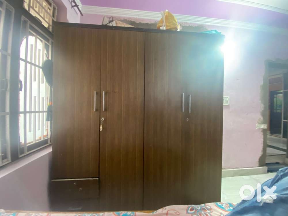 Wooden almera