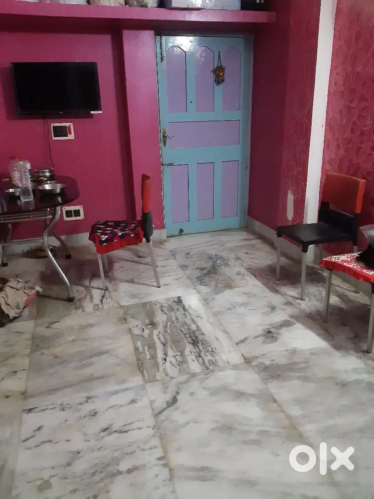 2 BHK FLAT RENT, KERANITOLA, NEAR BATA SHOWROOM & BT CALLEGE