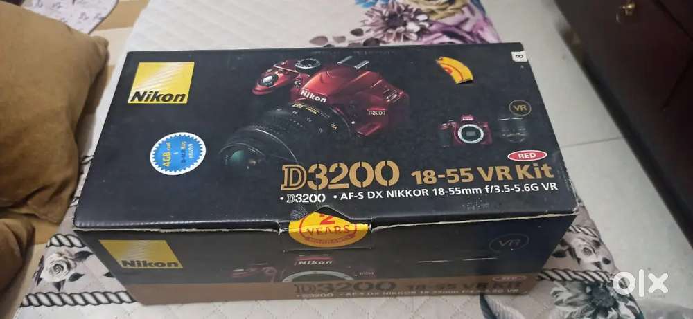 Nikon D3200 Camera (Special Red Eddition)