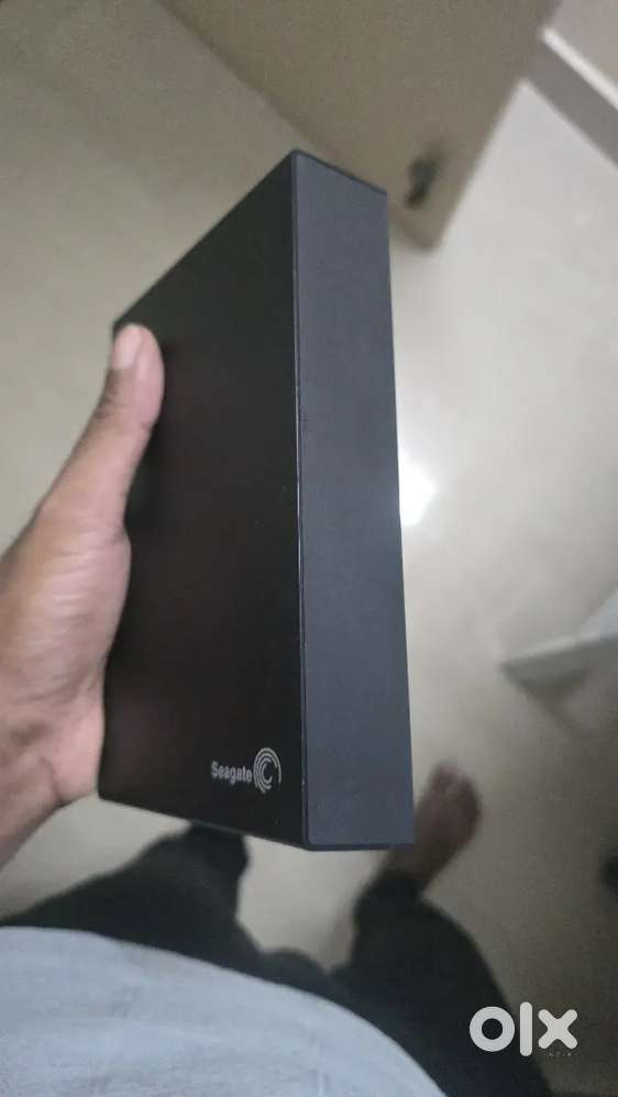 2tb + 2tb +500gb hard disks ( hard drives )