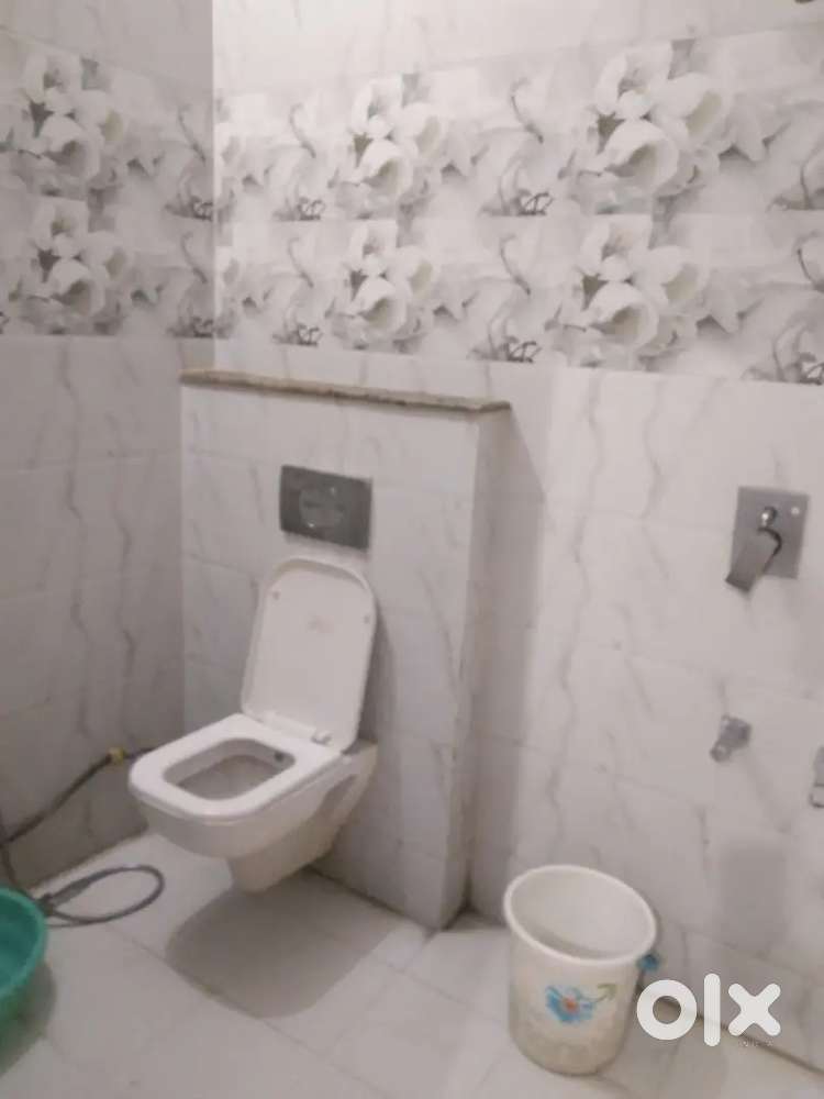 1 room set only for rent gril partnership