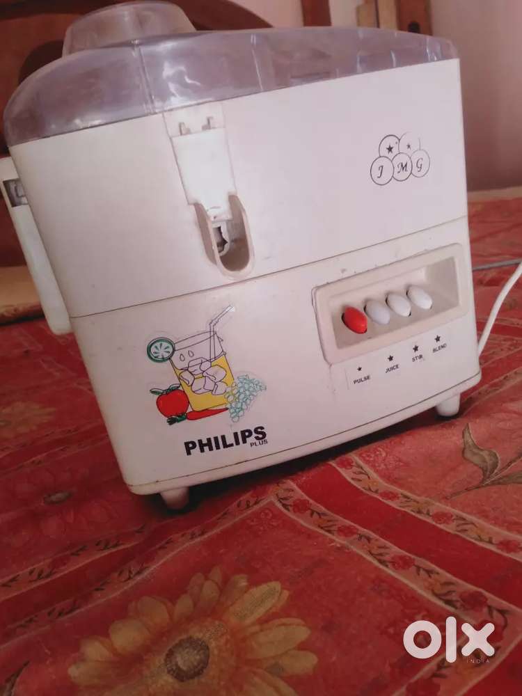 jucier and mixer and griender