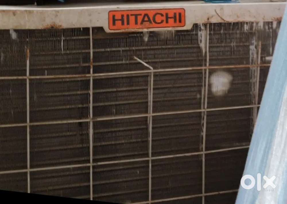 Hitachi AC 1ton