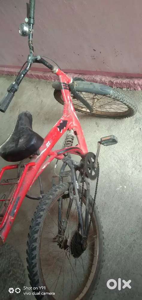 Red color,no gear