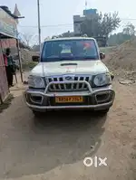 Mahindra Scorpio 2015