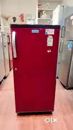 Electrolux 190L Direct Cool Single Door Star
Refrigerator Burgundy Red