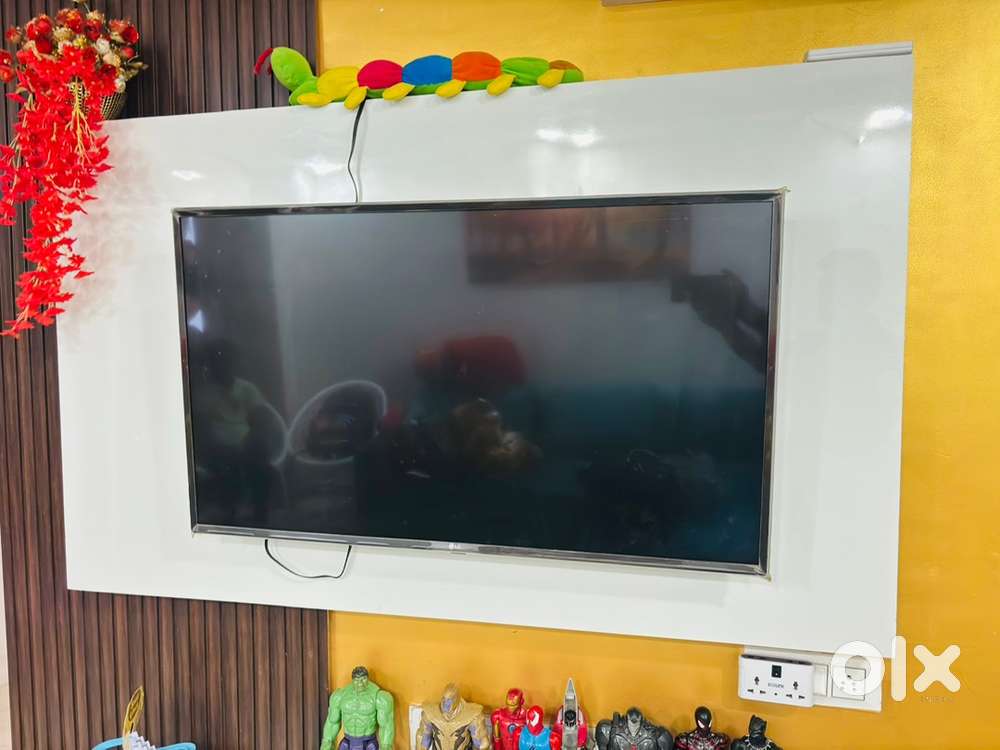 Lg 43inches smart TV