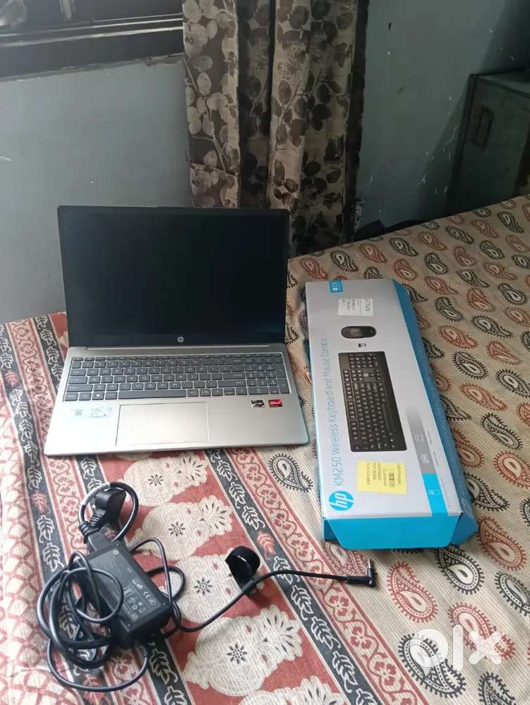 Good condition hp laptop with 4 year warranty