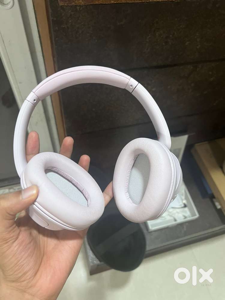 Sony headphones CH 720N - 1 month old