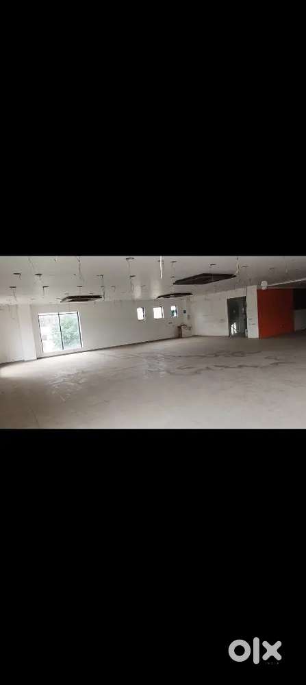 Prime location showroom