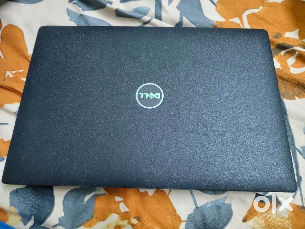 Laptop dell i7 7th touch