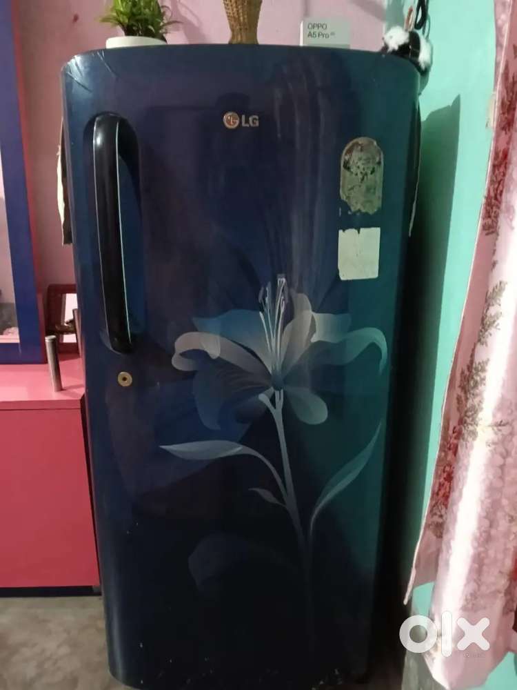 LG refrigerator good raining condition..