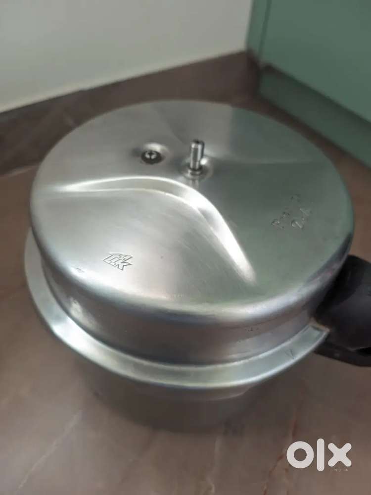 Prestige steel pressure cooker