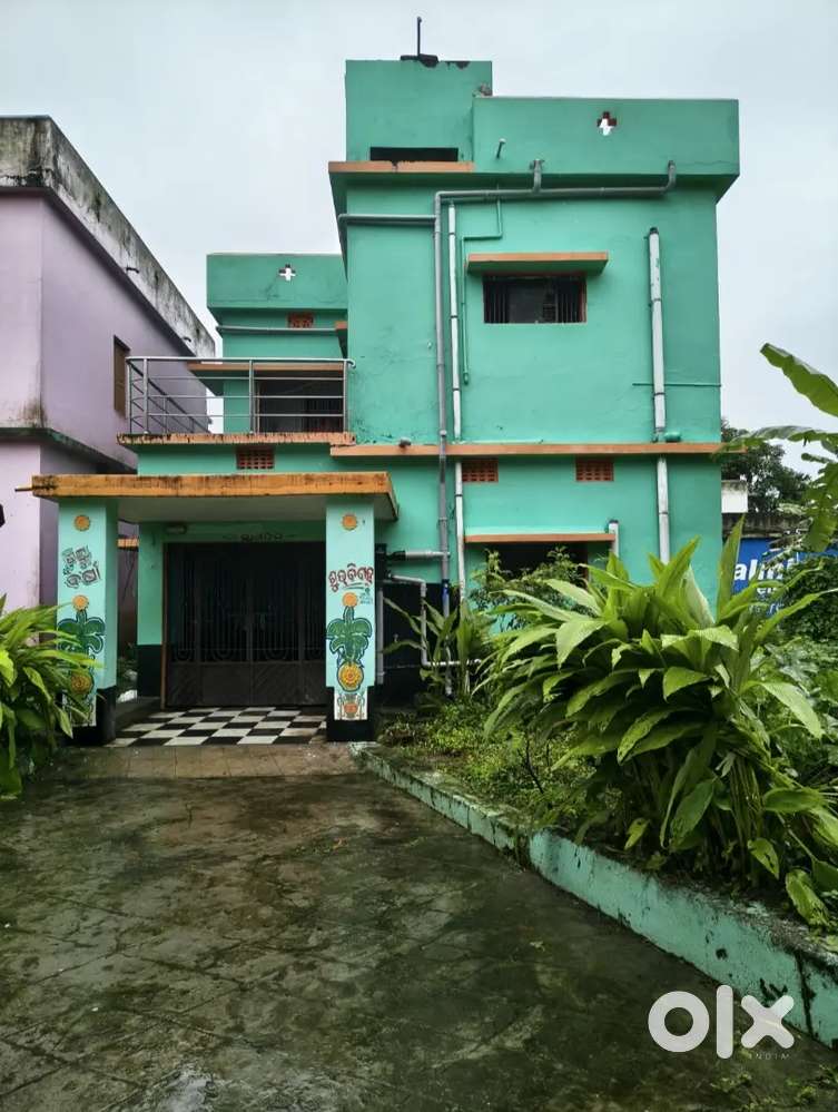 Independent house FOR RENT in madhyakhandi 1 km from district medical