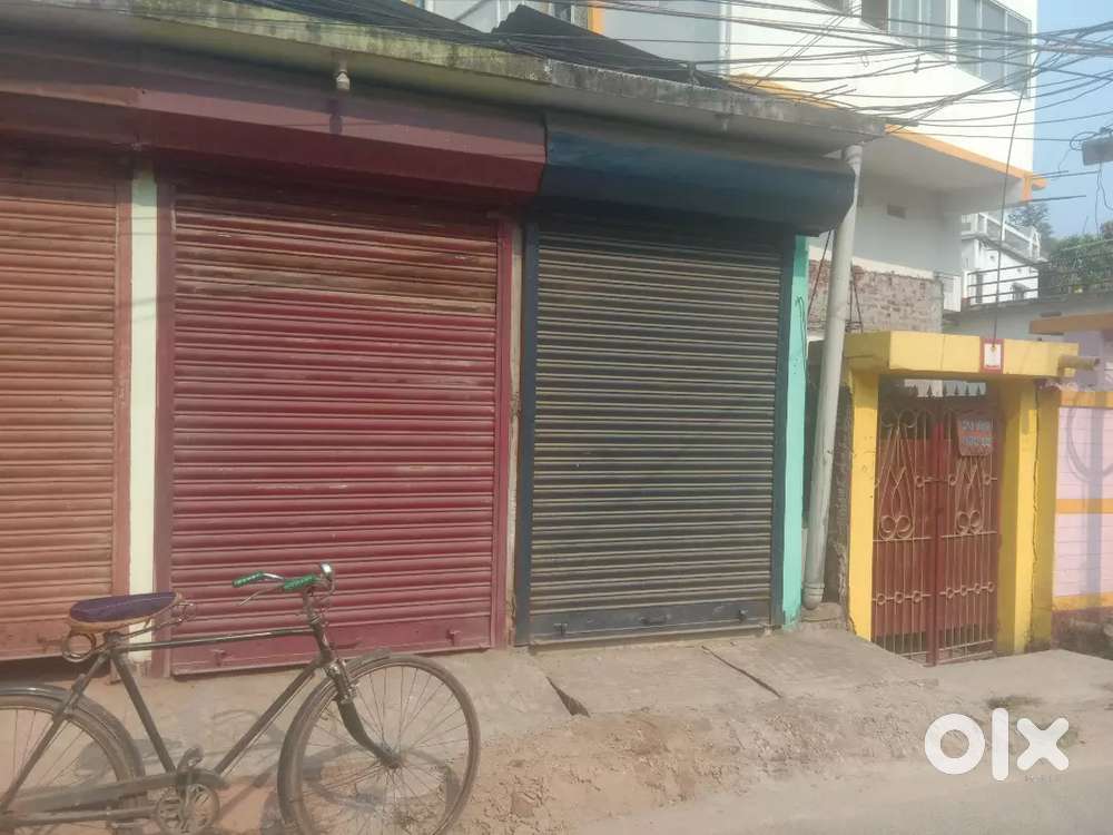 SHOP RENT..