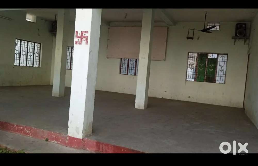 Space available for godown /shops /tuiton class