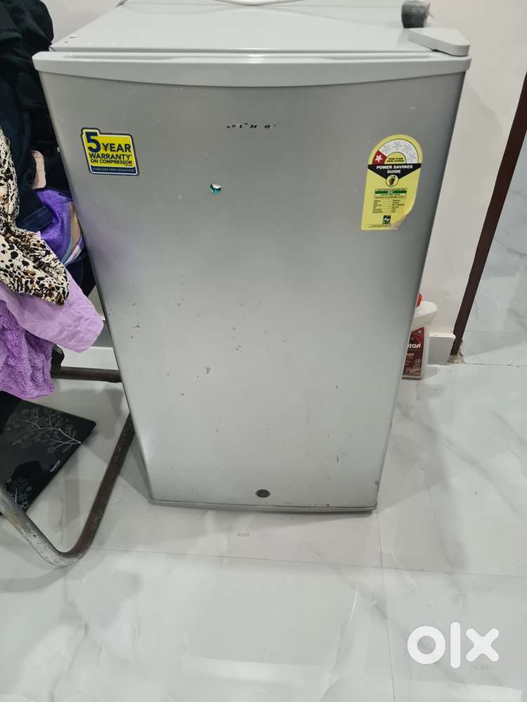 Kelvinator referigerator 95 litre in working condition