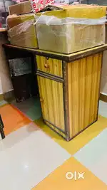 Study table very good condition