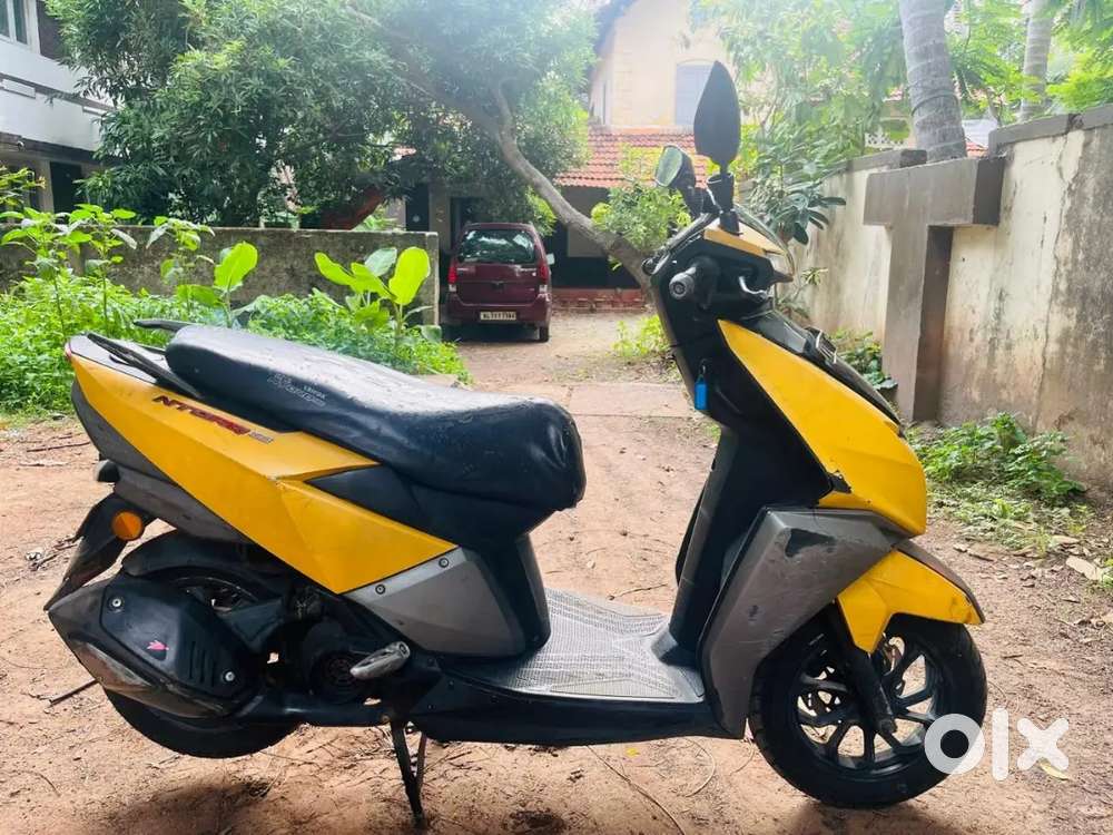 For Sale: NTRQ 125 (Yellow)