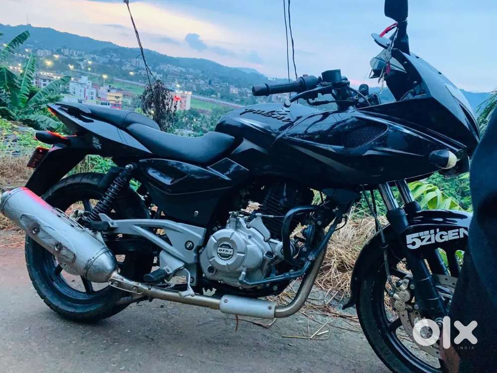 Pulsar 220 good condition