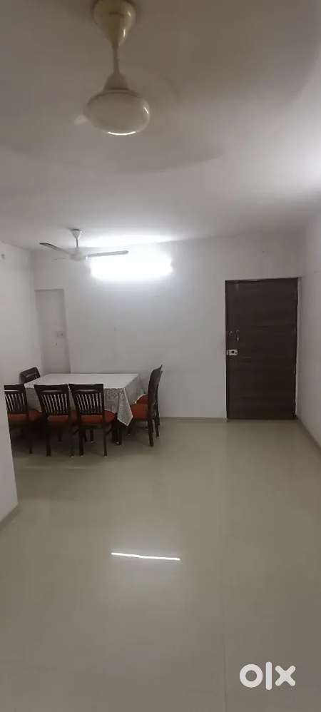 Ready to move 2 BHK Flat Sale in Ecocity.