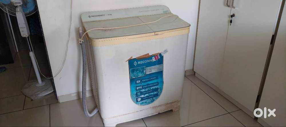 9kg Semi-automatic Washing Machine – Fully Functional & Reliable