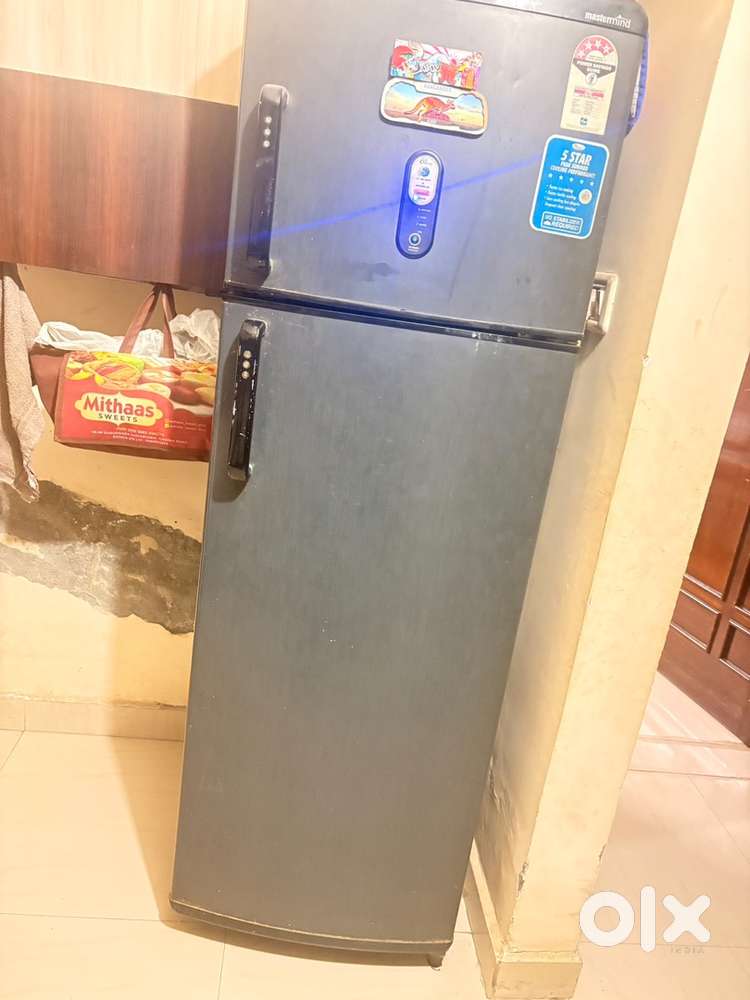 Whirlpool double door fridge