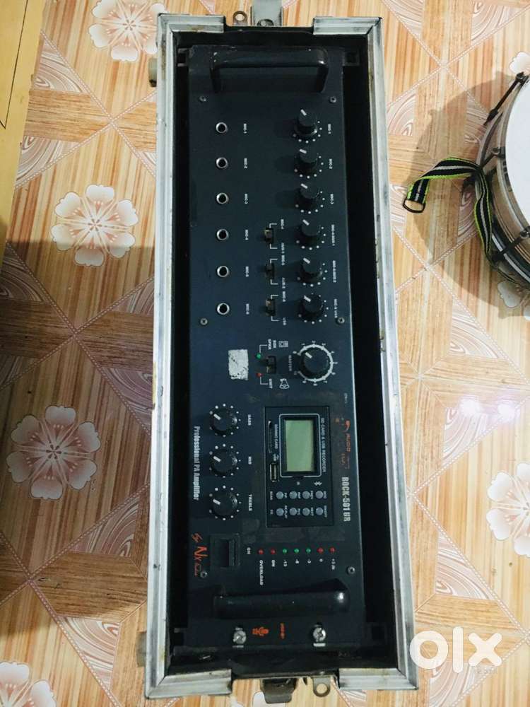 Speaker with amplifier 40,000