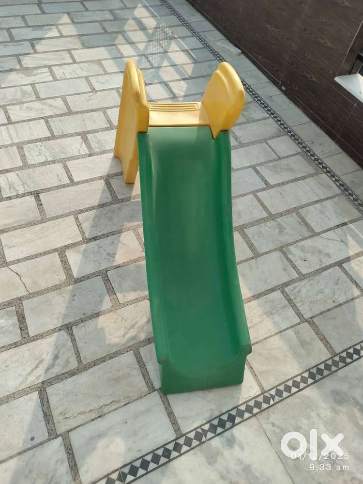 want to sell kids sliping play ramp