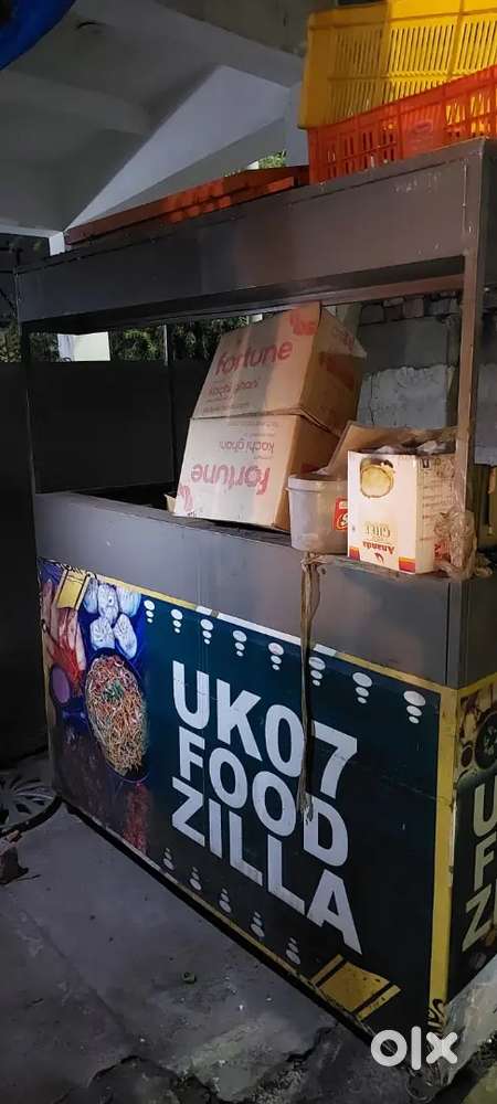 FAST FOOD COUNTER FOR SALE