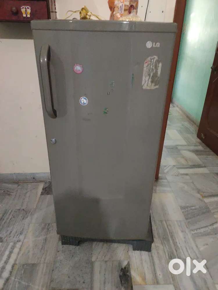 LG 189 liters Refrigerator