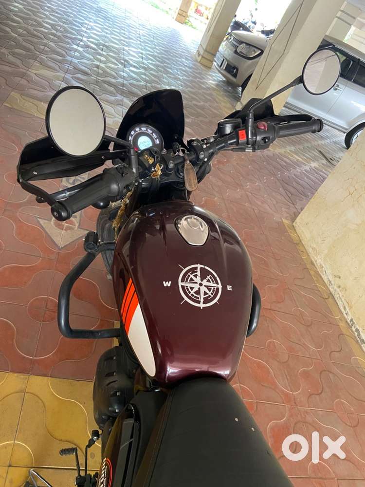 Hunter 350 2024 may purchase with accessories worth 30k