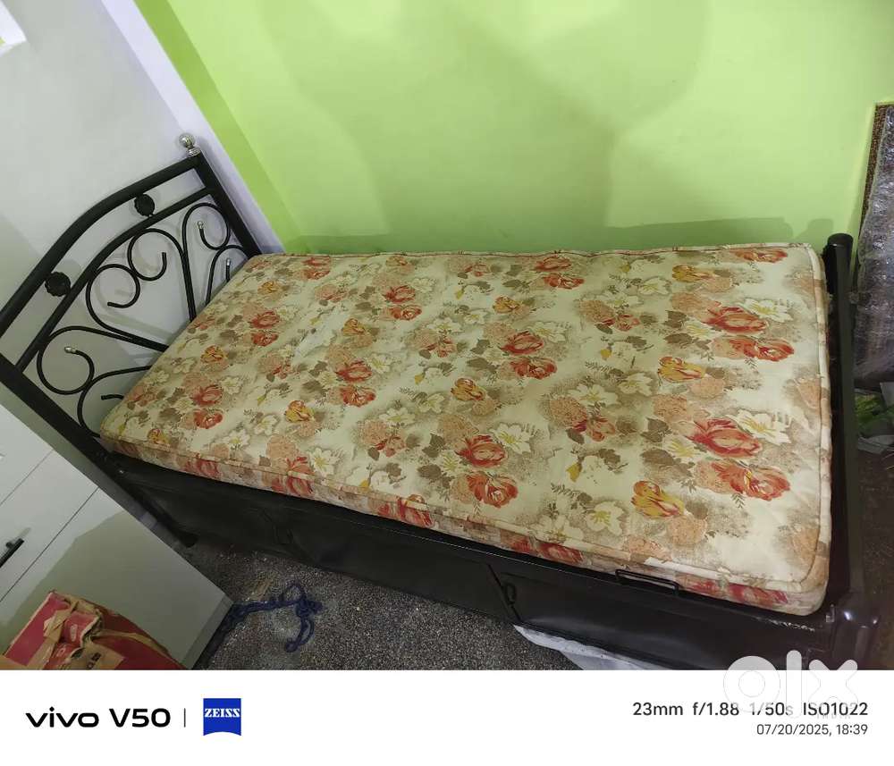 Single bed good condition