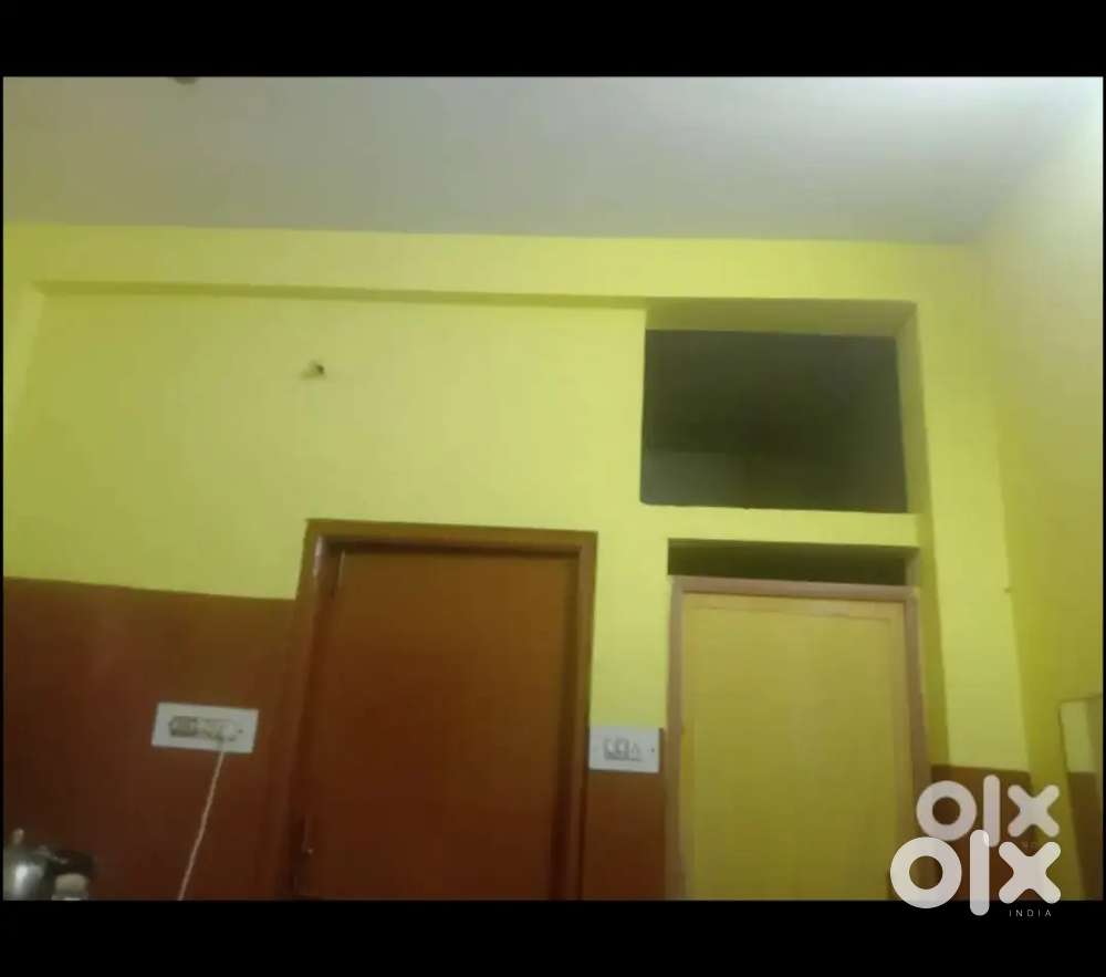 Room partner urgently chahiye need a room partner urgently