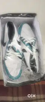 Brnd New shoes online order kiya tha 9 size new Hai