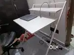 Foldable table