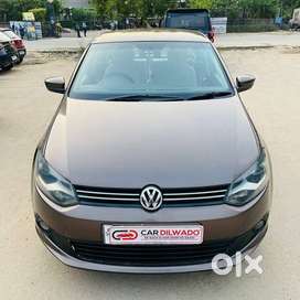 Volkswagen Vento 1.2 TSI Highline AT, 2015, Petrol