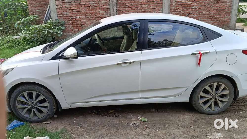 Gadi me koi Kam nahi hai