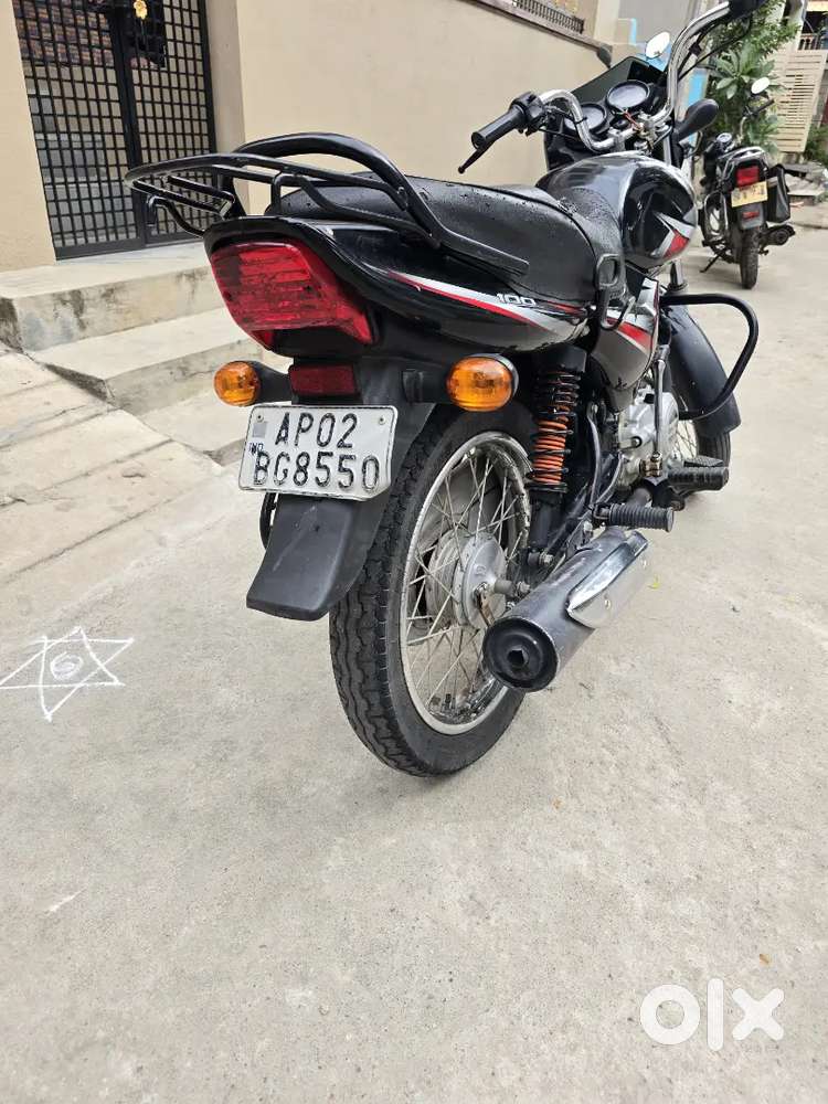 Bajaj CT 100 Bike