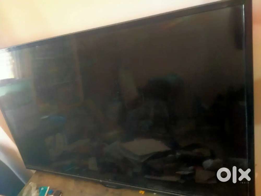 Skyworth 43 inch