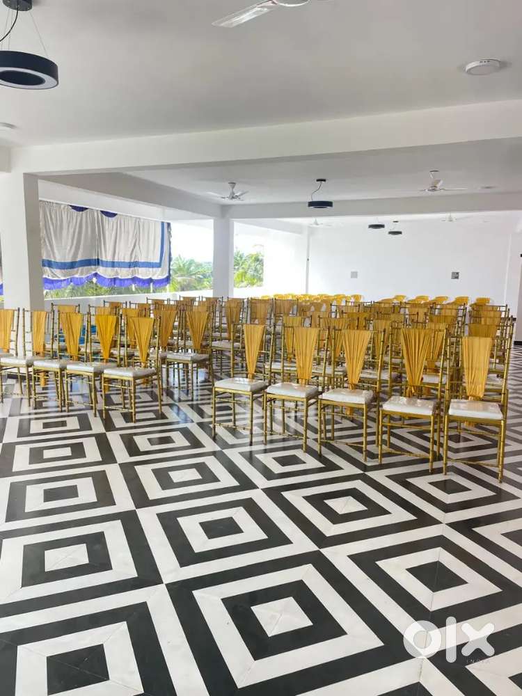 Beauty parlour. Garments. Stationary etc