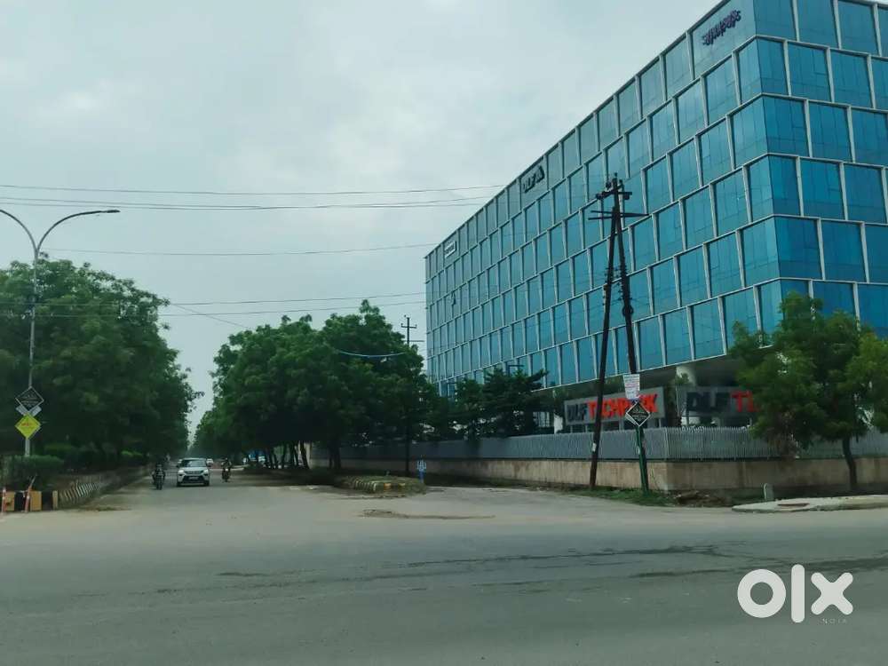 30*30(100गज जमीन खरीदें नेशनल,इंटरनेशनल कंपनी के नजदीक सिर्फ 16 लाख मे