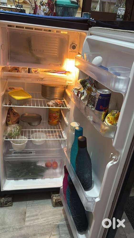 Whirlpool 184 L 2 Star Direct-Cool Single Door Refrigerator