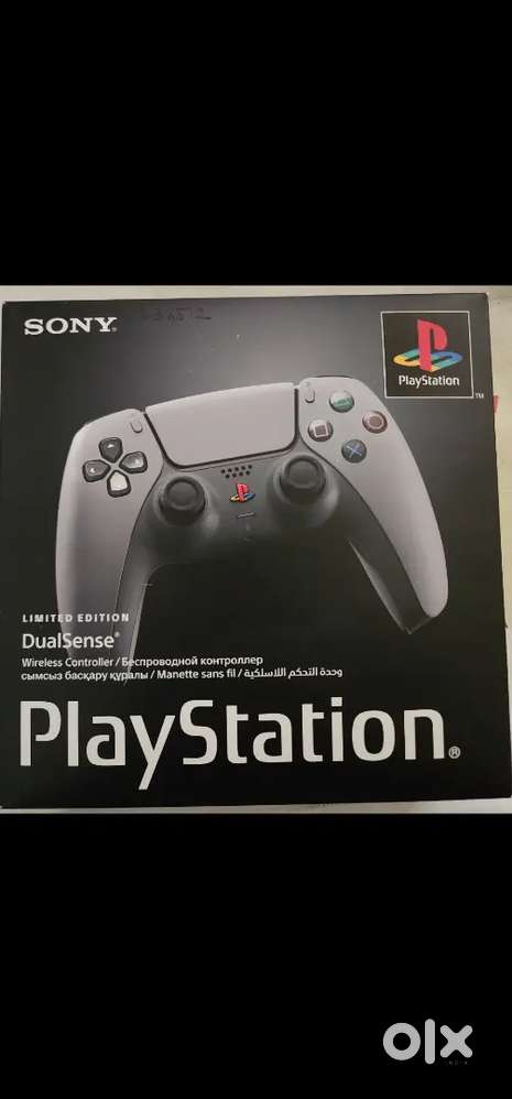PS5 Controller 30th Anniversary Edition