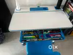 Kids study table