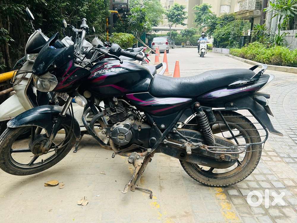 Discover 125- good condition, low KM & great Mileage