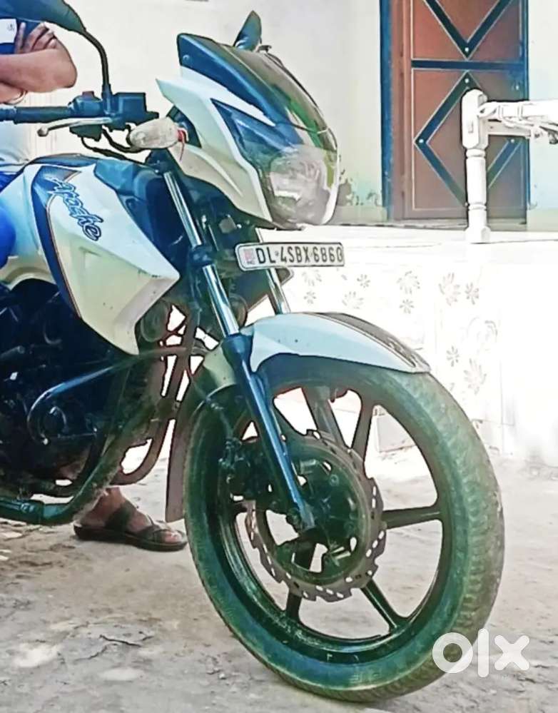 Apachi Rtr 160 cc with Good Condition march 2014 model all document ok