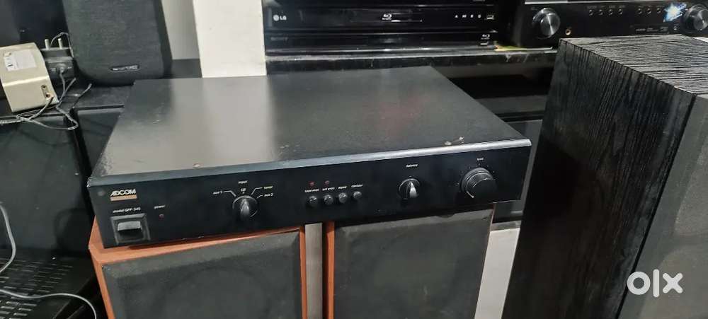 ADCOM PRE AMPLIFIER STEREO