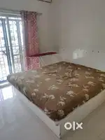 King size trolly bed